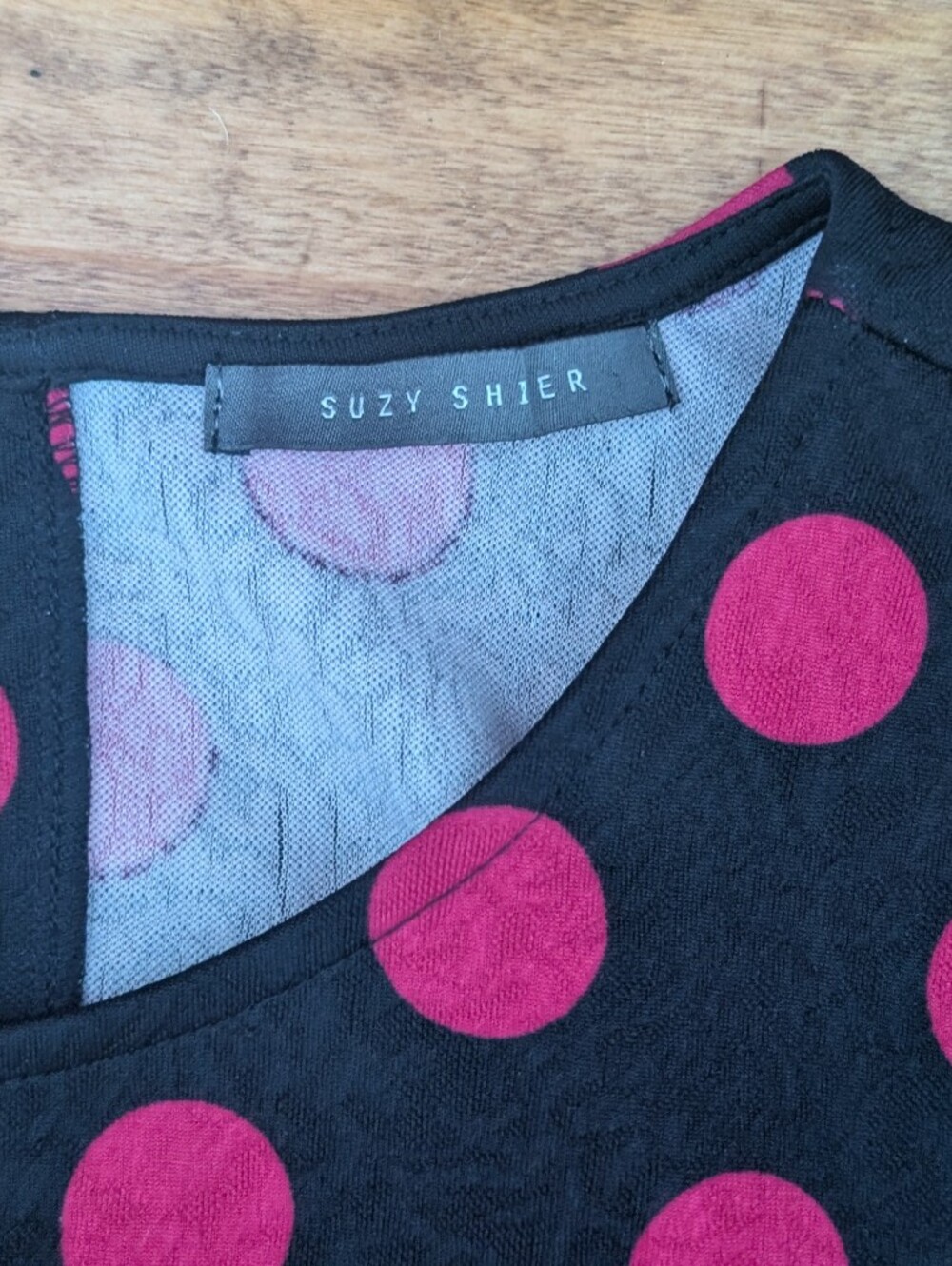 Suzy Shier Black Dress with Bright Pink Polka Dots - Picture 2 of 9